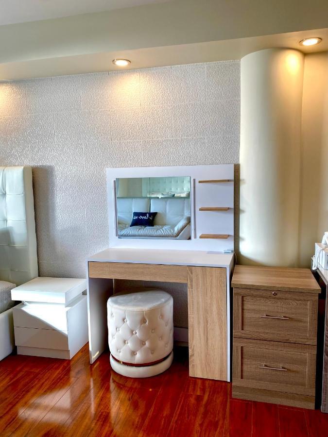 Modern Waterfront Apartment With Miami Skyline View, Free Parking 5 Mins Drive To Miami Beach Exteriör bild