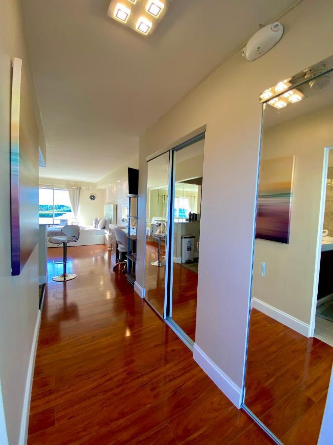 Modern Waterfront Apartment With Miami Skyline View, Free Parking 5 Mins Drive To Miami Beach Exteriör bild