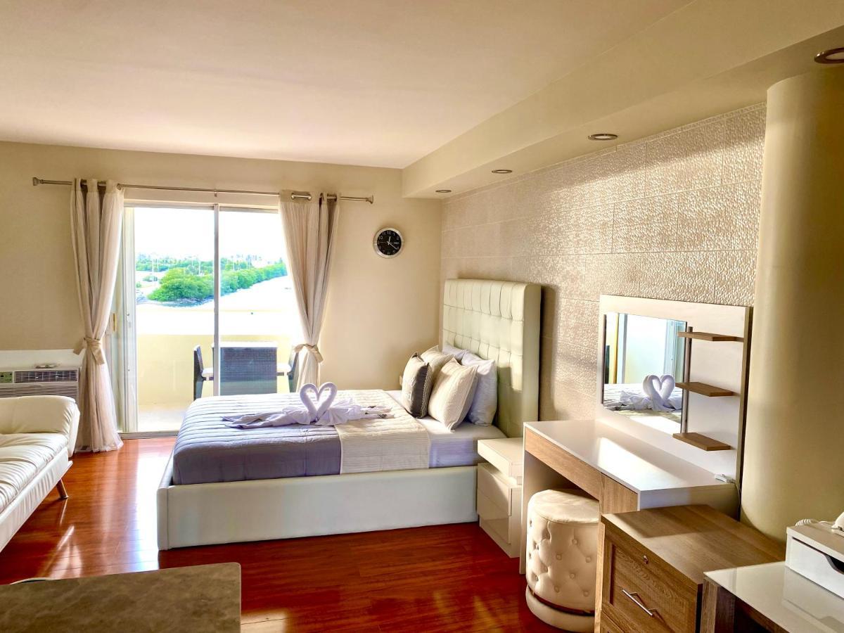 Modern Waterfront Apartment With Miami Skyline View, Free Parking 5 Mins Drive To Miami Beach Exteriör bild