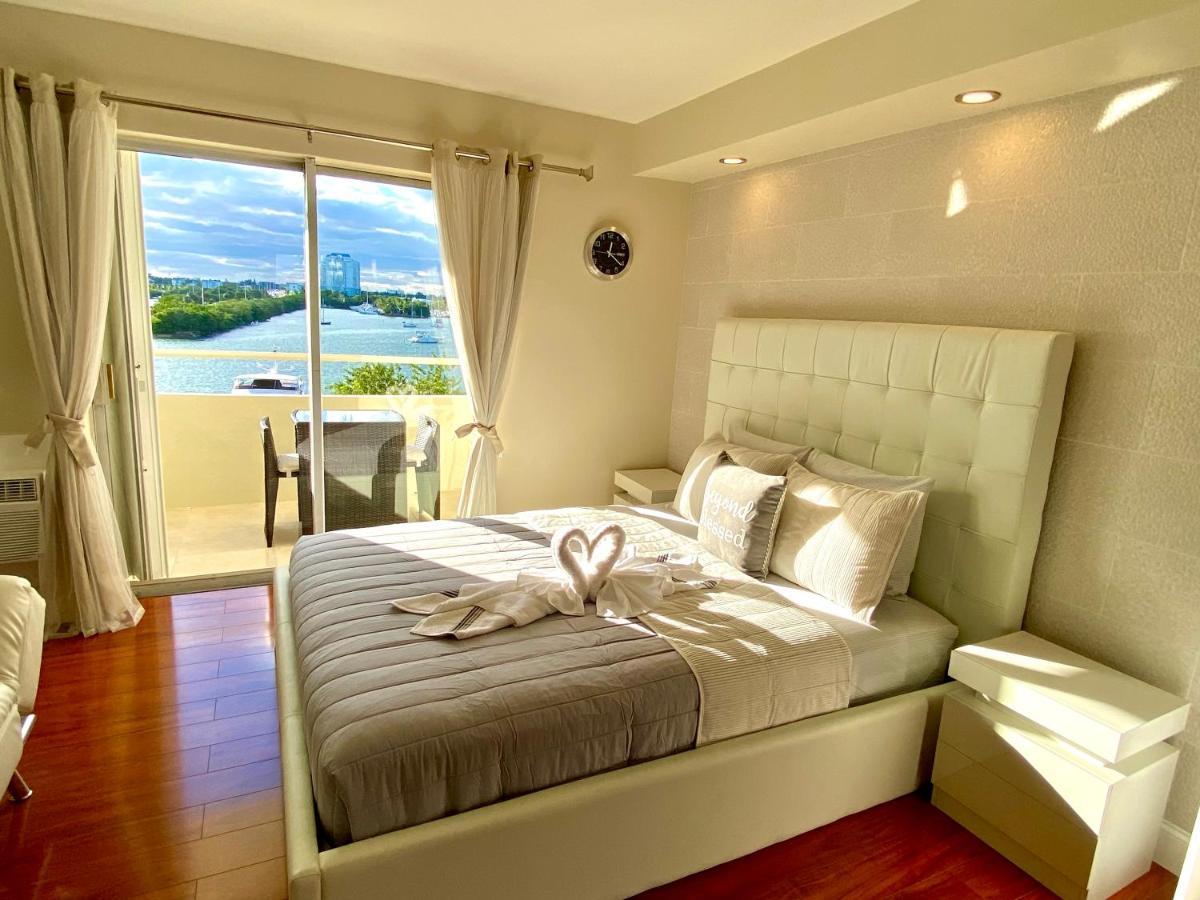 Modern Waterfront Apartment With Miami Skyline View, Free Parking 5 Mins Drive To Miami Beach Exteriör bild